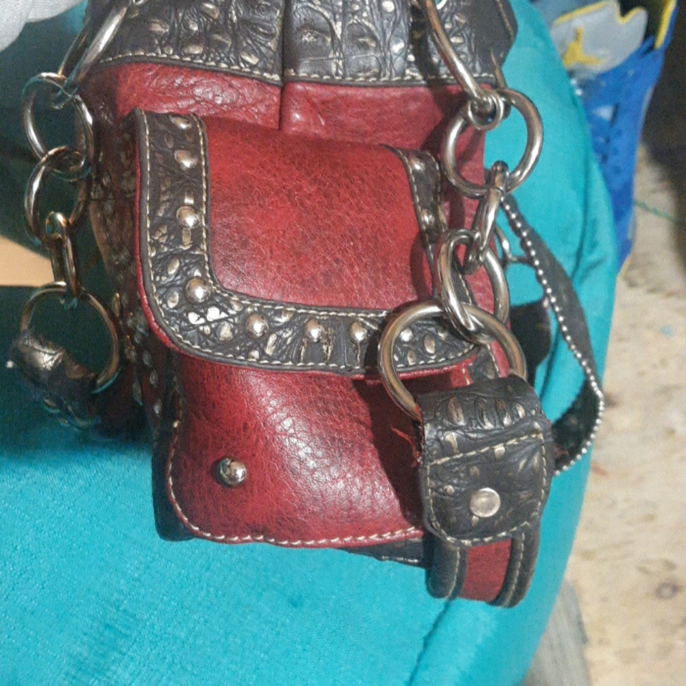 Rustic coutures red handbag - Picture 3 of 4